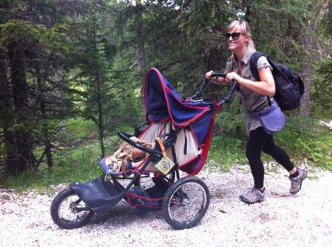 passeggino-montagna Passeggiate per bambini in Val Badia