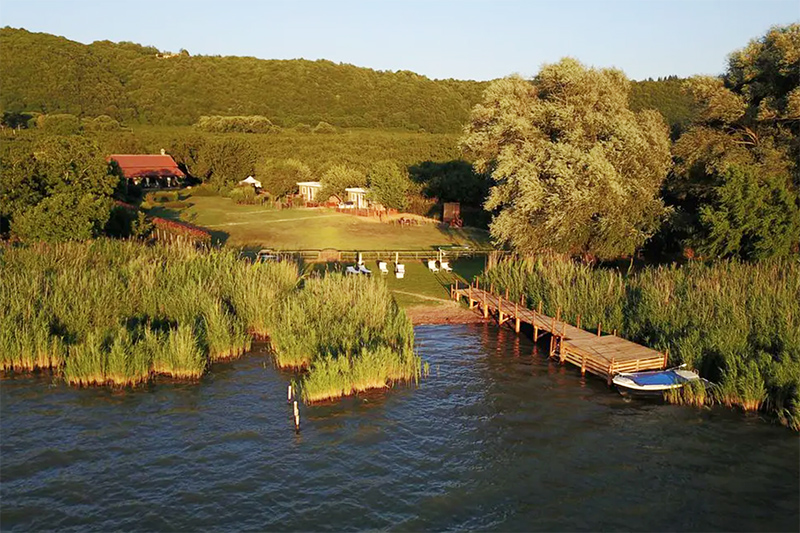 Cottage sul lago nel Lazio