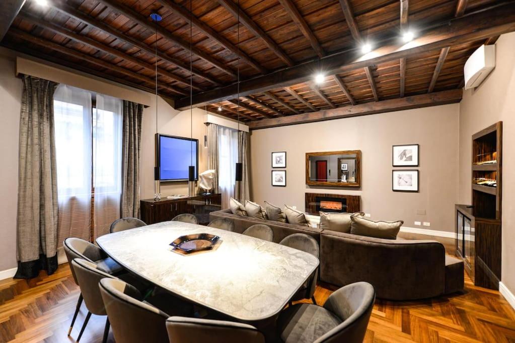 Roma: Dove dormire nel centro storico The Frattina - Luxury Serviced Apartment
